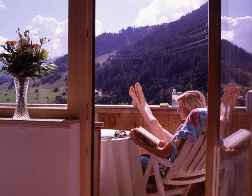 Hotel Garni Ernst Falch Sankt Anton am Arlberg Exterior photo